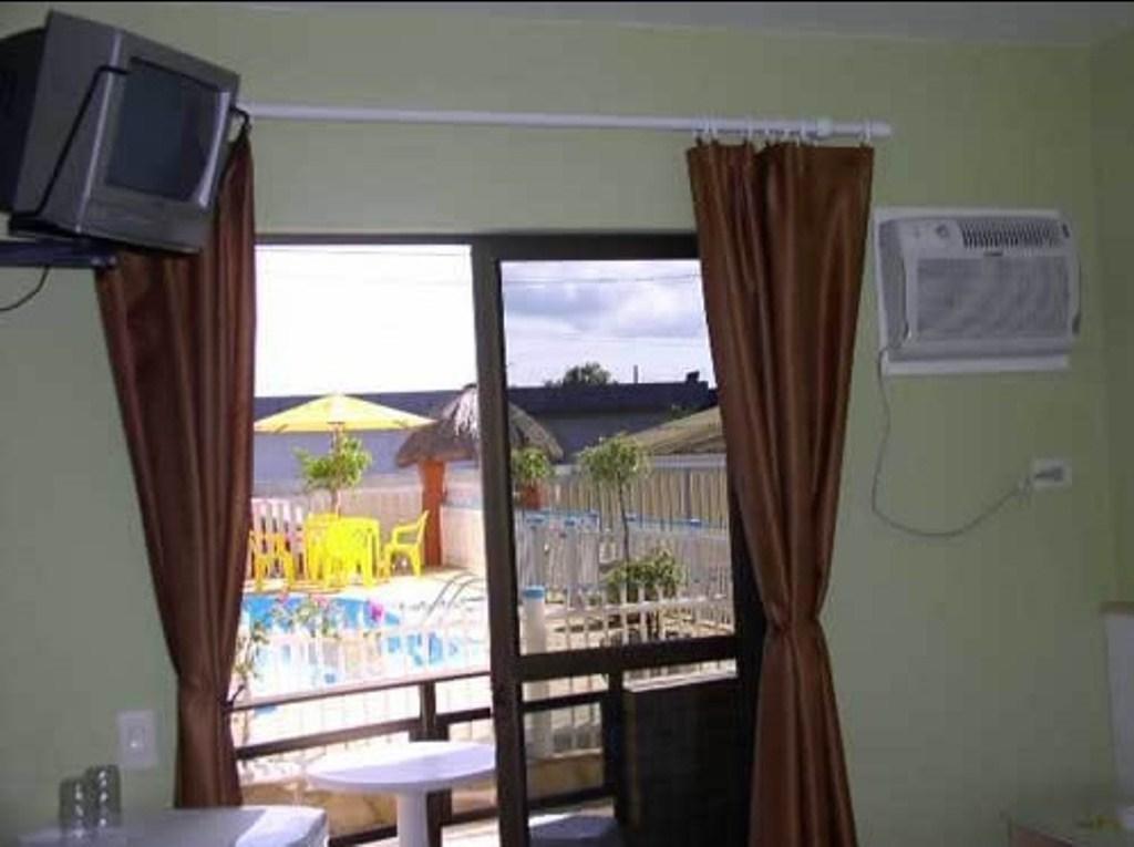 Hotel Pousada Mineirinho Balneario Praia do Leste Δωμάτιο φωτογραφία