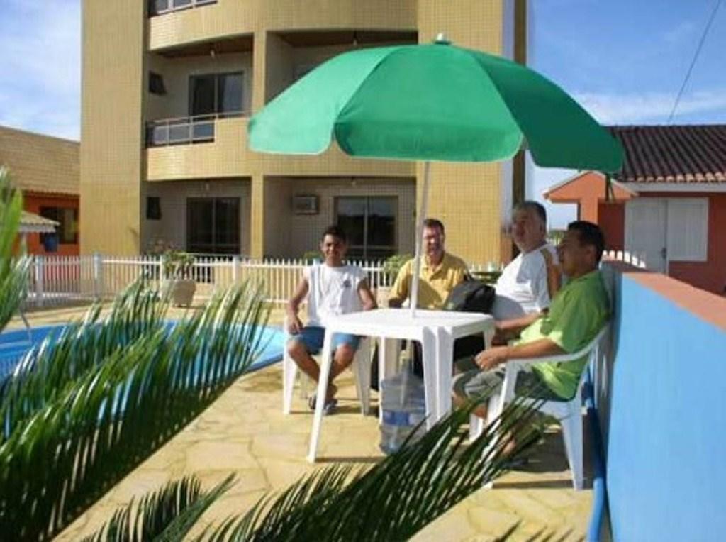 Hotel Pousada Mineirinho Balneario Praia do Leste Εξωτερικό φωτογραφία